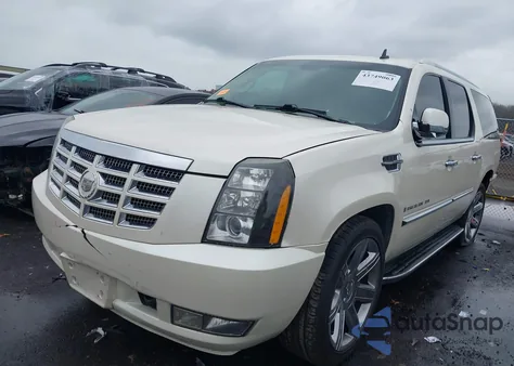 2008 Cadillac Escalade Esv Standard z USA, uszkodzony, nr VIN 1GYFK66828R267243